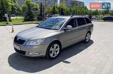 Универсал Skoda Octavia 2010 в Львове