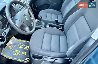 Лифтбек Skoda Octavia 2005 в 