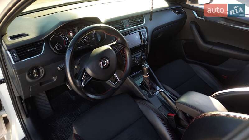 Універсал Skoda Octavia 2015 в Мукачевому