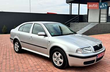 Лифтбек Skoda Octavia 2003 в 