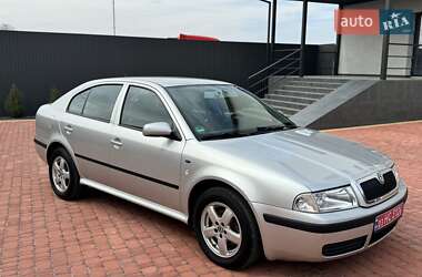 Лифтбек Skoda Octavia 2003 в 