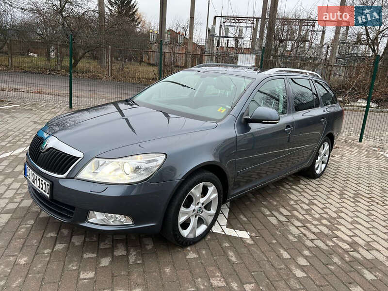 Універсал Skoda Octavia 2010 в Бучі