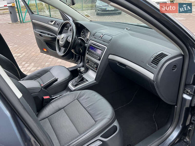 Універсал Skoda Octavia 2010 в Бучі