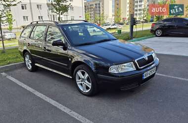 Универсал Skoda Octavia 2003 в 