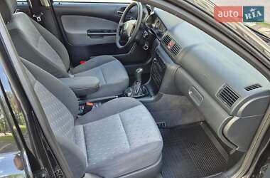 Универсал Skoda Octavia 2003 в 