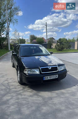 Лифтбек Skoda Octavia 2002 в 