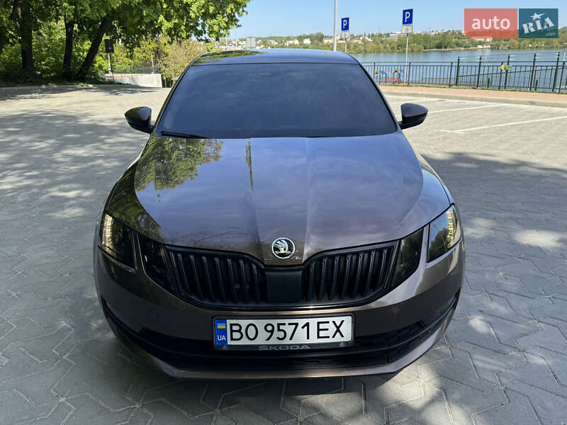 Лифтбек Skoda Octavia 2018 в Тернополе