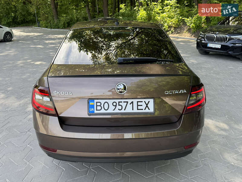 Лифтбек Skoda Octavia 2018 в Тернополе