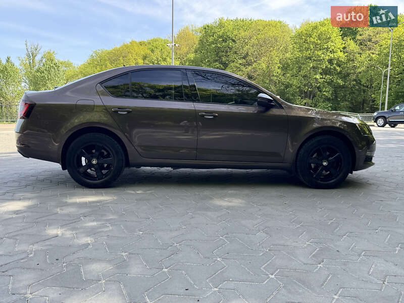 Лифтбек Skoda Octavia 2018 в Тернополе