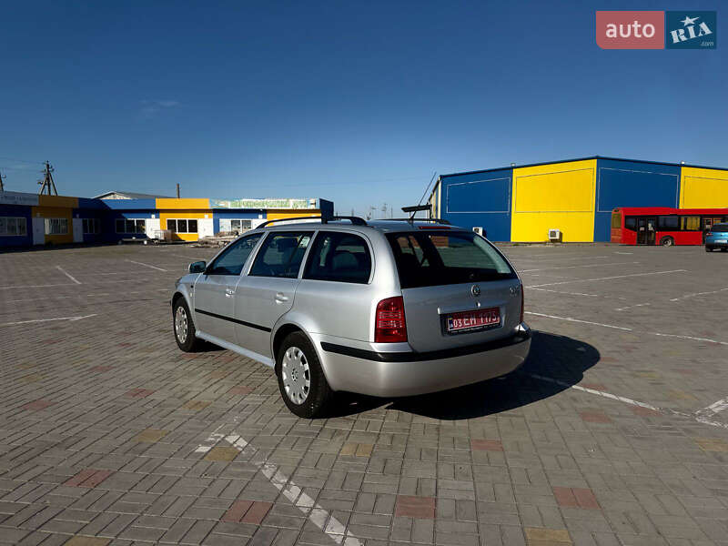 Універсал Skoda Octavia 2001 в Житомирі