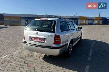 Універсал Skoda Octavia 2001 в 