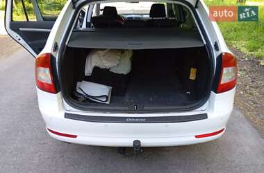 Універсал Skoda Octavia 2012 в Ірпені