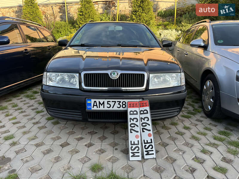 Універсал Skoda Octavia 2008 в Звягелі