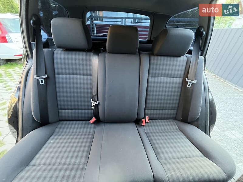 Універсал Skoda Octavia 2008 в Звягелі