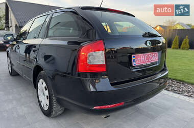 Універсал Skoda Octavia 2010 в 