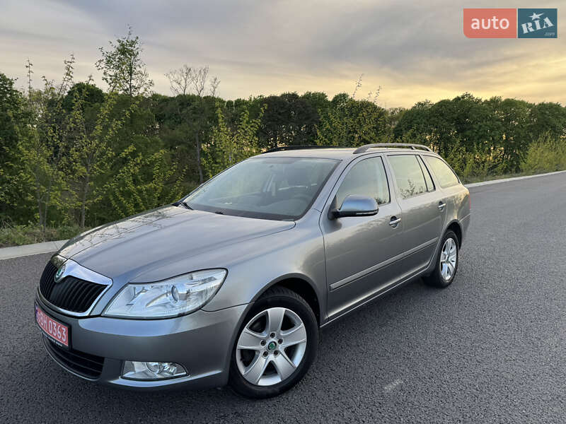 Универсал Skoda Octavia 2012 в Ровно