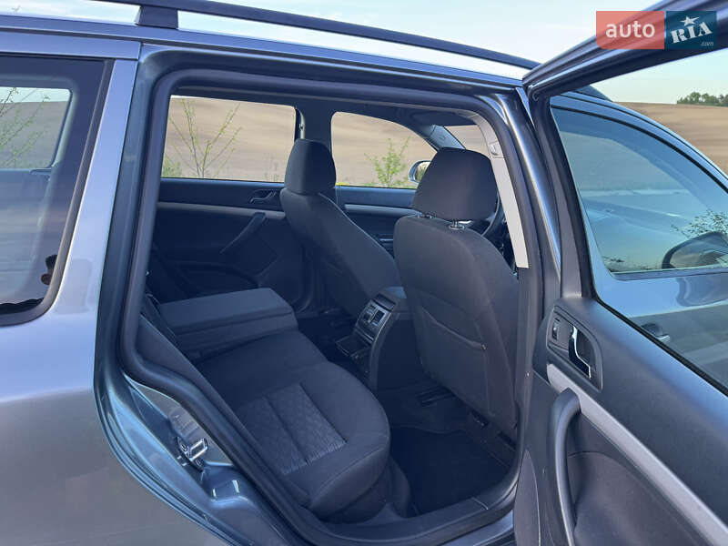 Универсал Skoda Octavia 2012 в Ровно