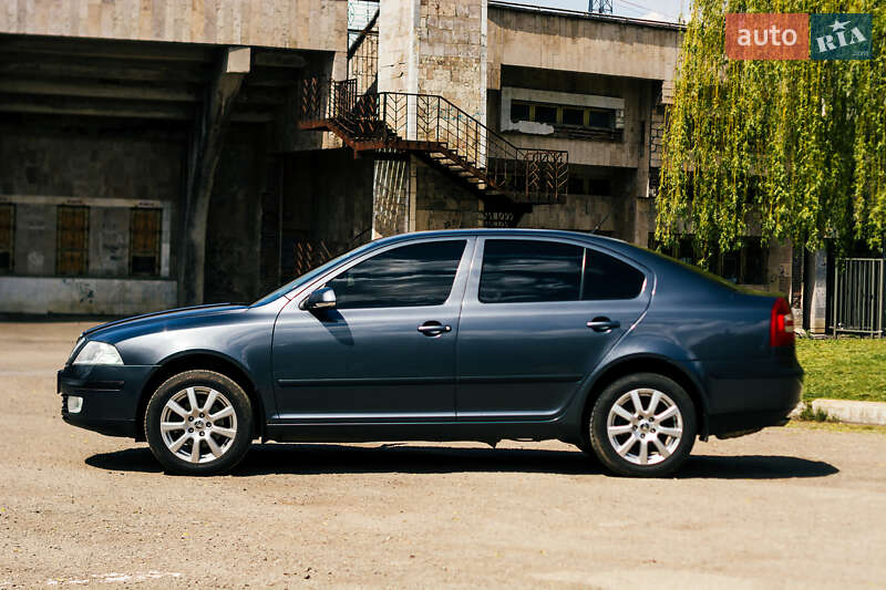 Лифтбек Skoda Octavia 2007 в Ивано-Франковске