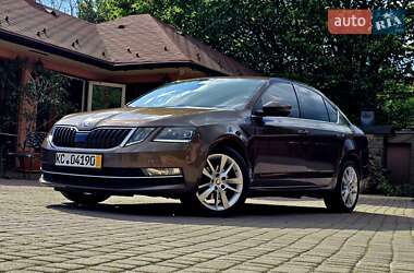 Ліфтбек Skoda Octavia 2019 в 