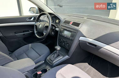 Ліфтбек Skoda Octavia 2005 в 
