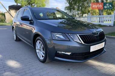 Універсал Skoda Octavia 2019 в Радивиліві