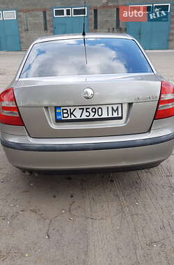 Ліфтбек Skoda Octavia 2006 в 