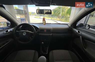 Лифтбек Skoda Octavia 2008 в 