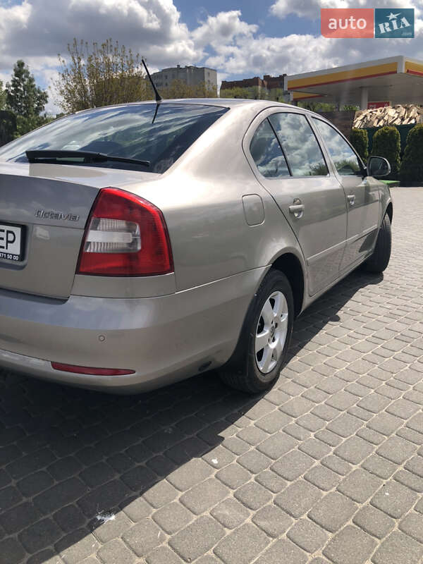 Ліфтбек Skoda Octavia 2012 в Хмельницькому