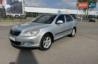 Лифтбек Skoda Octavia 2009 в Киеве