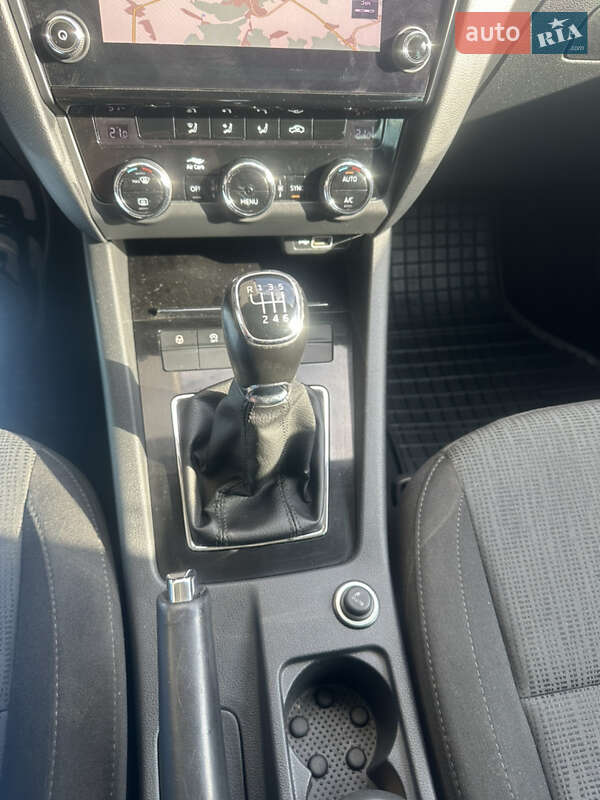 Універсал Skoda Octavia 2018 в Львові фото 31 Універсал Skoda Octavia 2018 в Львові