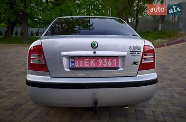 Лифтбек Skoda Octavia 2009 в 