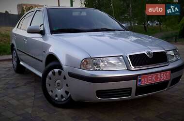 Лифтбек Skoda Octavia 2009 в 