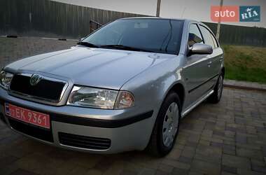 Лифтбек Skoda Octavia 2009 в 