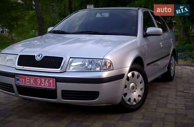 Лифтбек Skoda Octavia 2009 в 