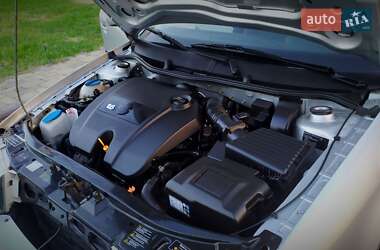 Лифтбек Skoda Octavia 2009 в 