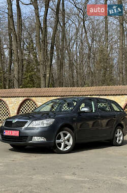 Универсал Skoda Octavia 2010 в 