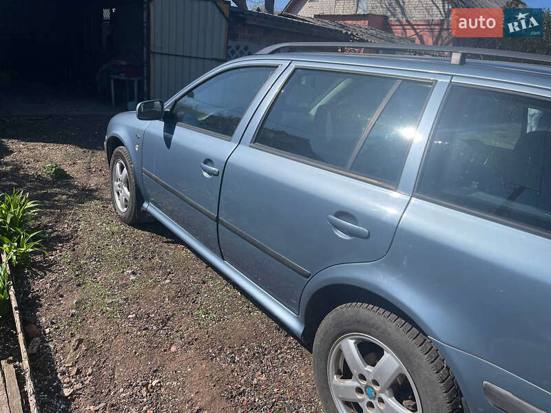 Универсал Skoda Octavia 2002 в Чернигове