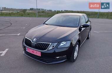 Лифтбек Skoda Octavia 2019 в Ровно