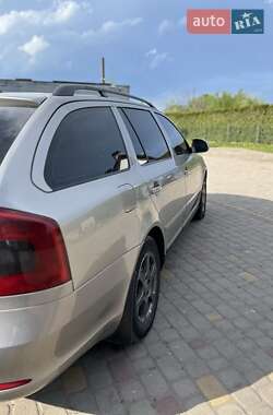 Універсал Skoda Octavia 2009 в 