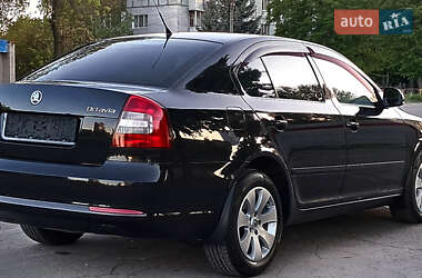 Ліфтбек Skoda Octavia 2011 в 