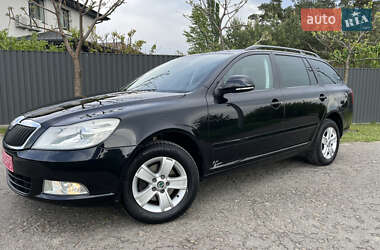 Универсал Skoda Octavia 2010 в 