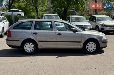 Универсал Skoda Octavia 2010 в 