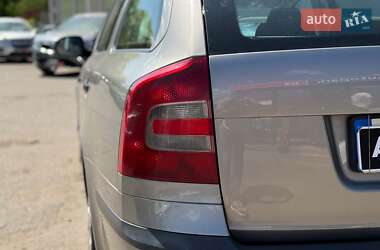 Универсал Skoda Octavia 2010 в 