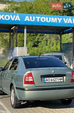 Ліфтбек Skoda Octavia 2001 в 