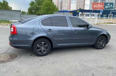 Ліфтбек Skoda Octavia 2012 в 