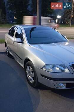 Лифтбек Skoda Octavia 2005 в 