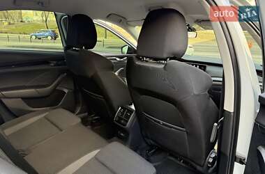 Ліфтбек Skoda Octavia 2020 в 