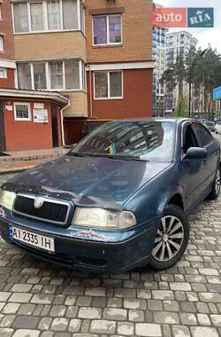 Ліфтбек Skoda Octavia 1998 в 