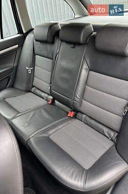 Універсал Skoda Octavia 2012 в 