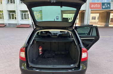 Универсал Skoda Octavia 2011 в 